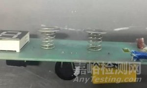 壓緊帶電彈簧的觸摸面板塑料是否算“支撐”帶電部件？（附決議翻譯）