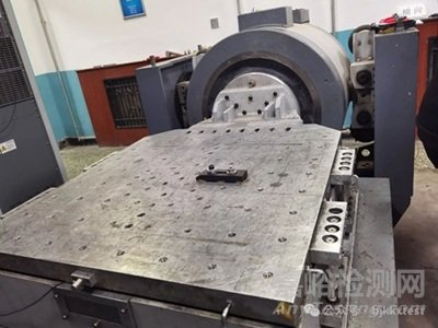 振動試驗臺開環報警是什么原因